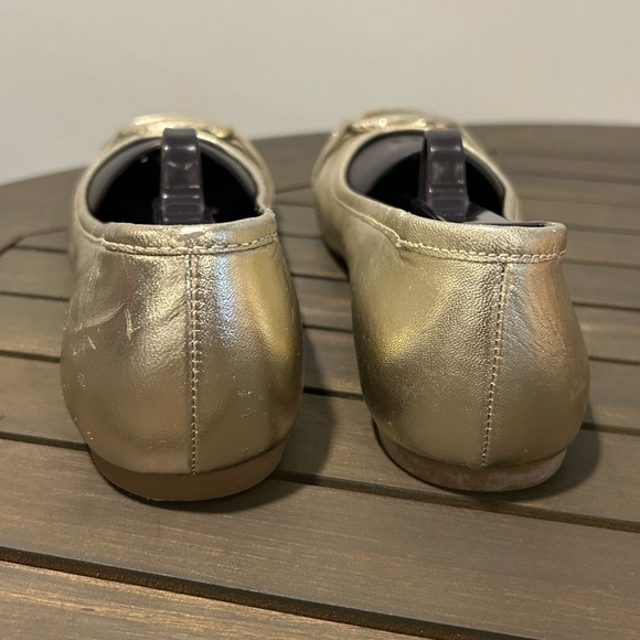 {Joan & David} Luxe Buckle Toe Flats - Picture 3 of 6